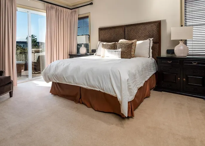 Lake Front Luxury Estate Reunion Resorts Near Disney World